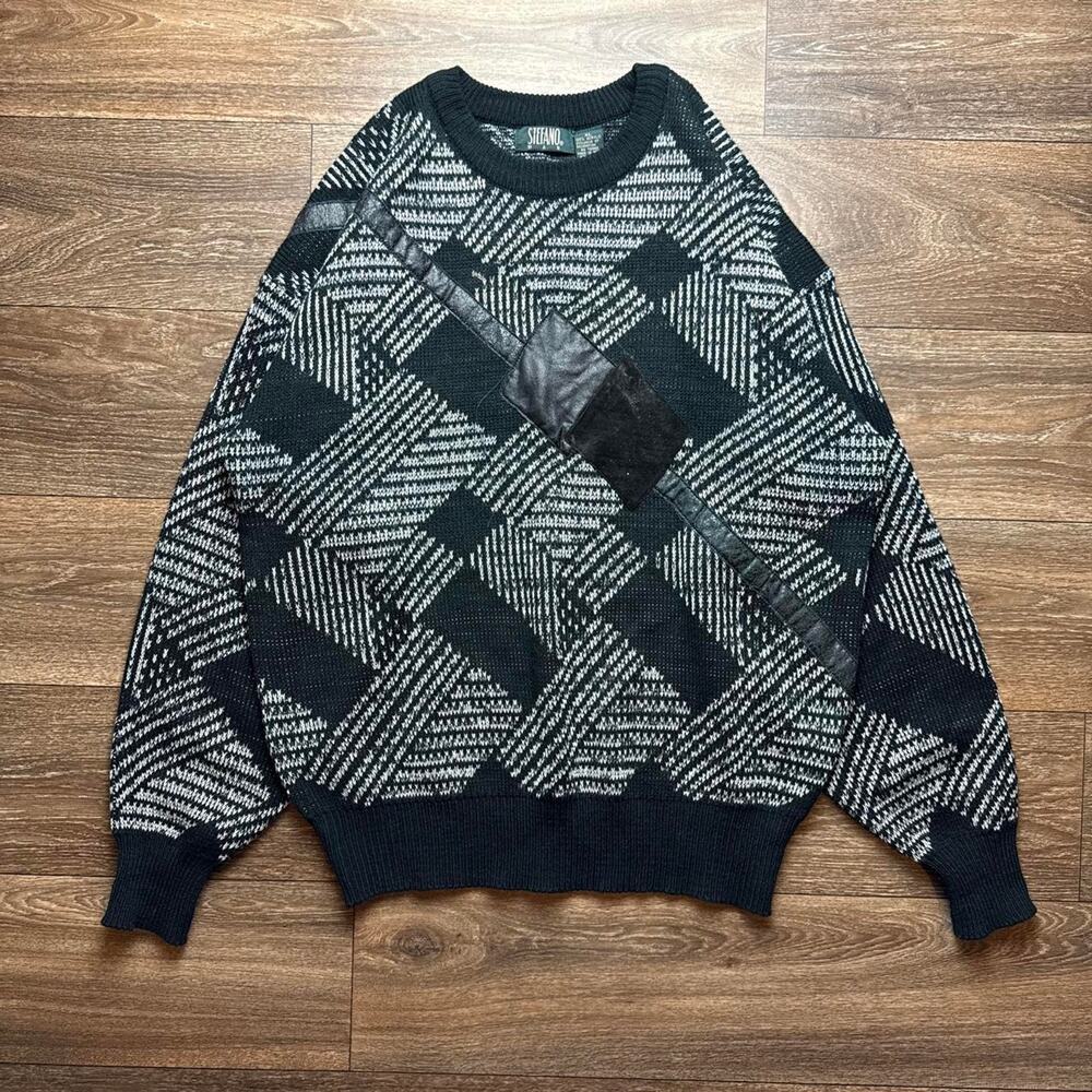 Vintage 1990s Black & White Argyle Sweater